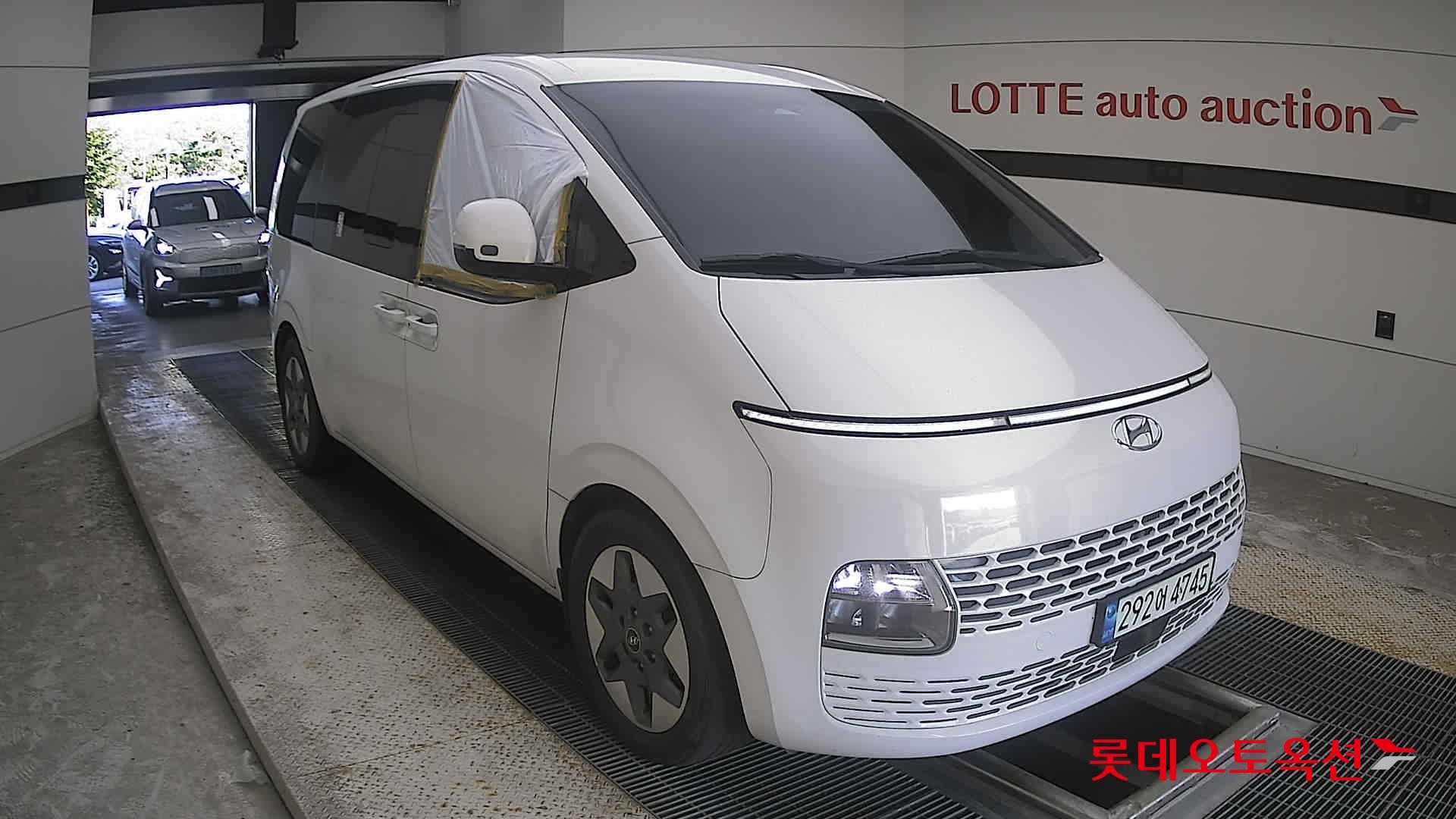 هيونداي Staria 2022 — صورة 19