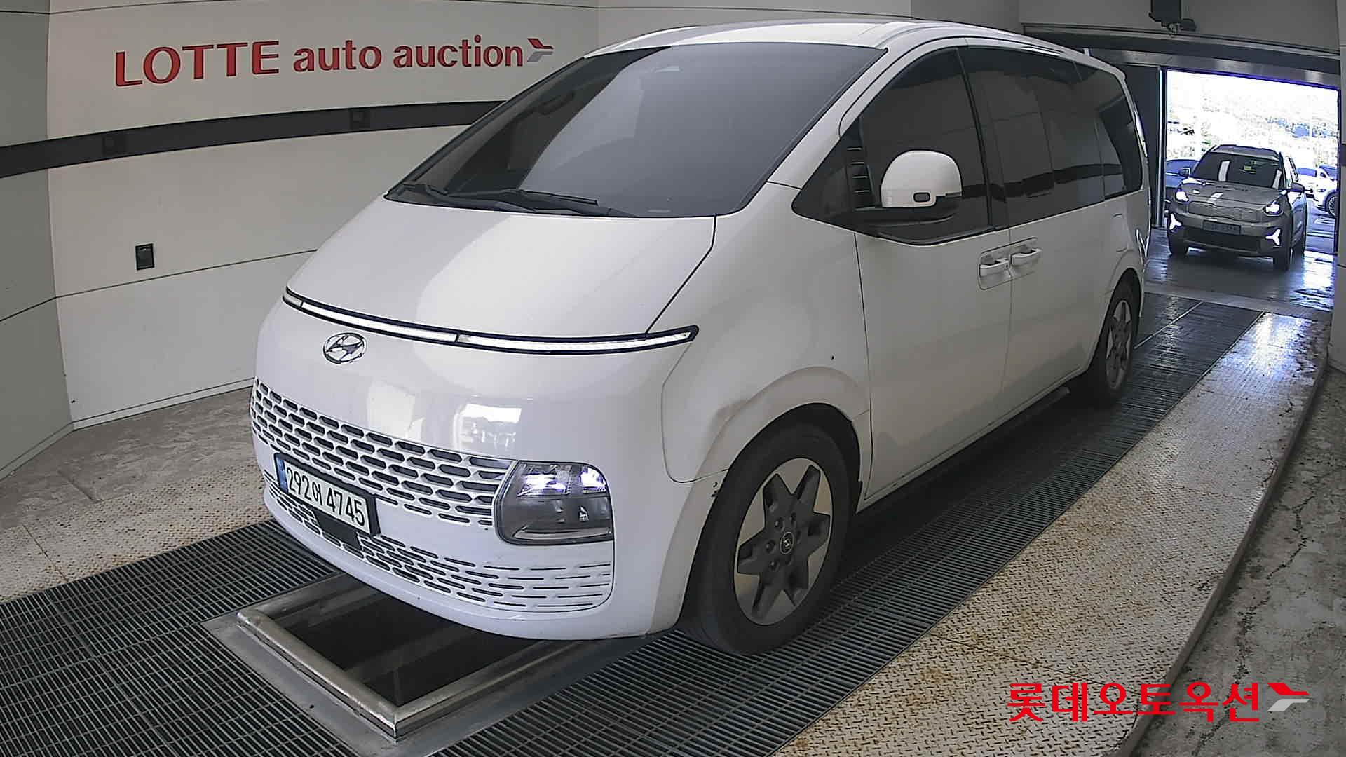 هيونداي Staria 2022 — صورة 3