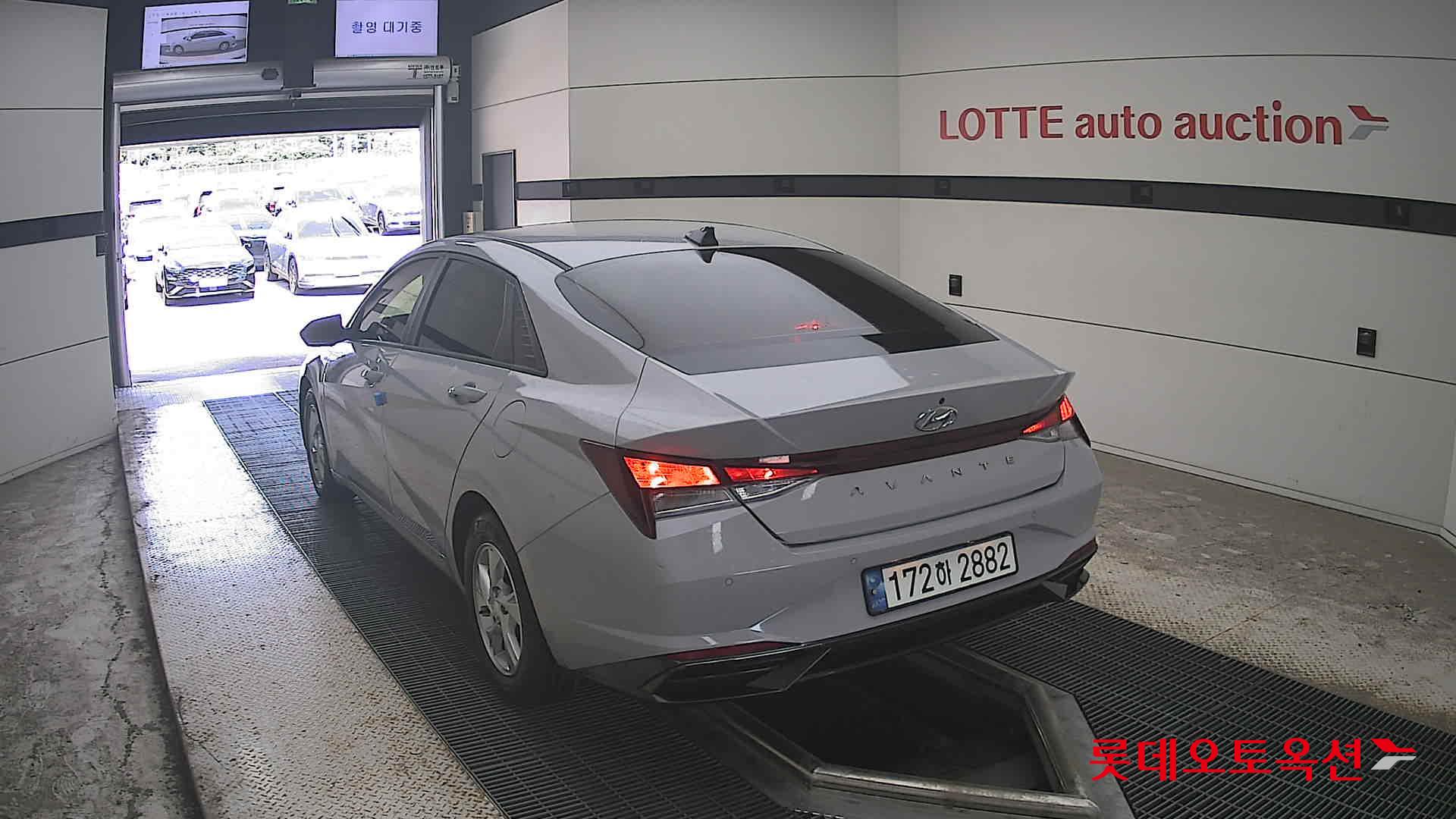 هيونداي أفانتي 2023 SMART