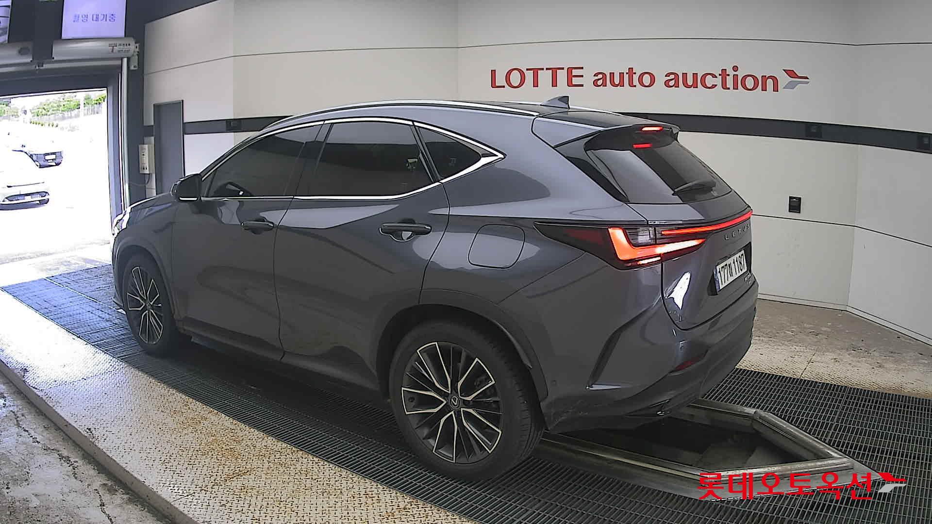 لكزس Nx350H 2024 فاخر