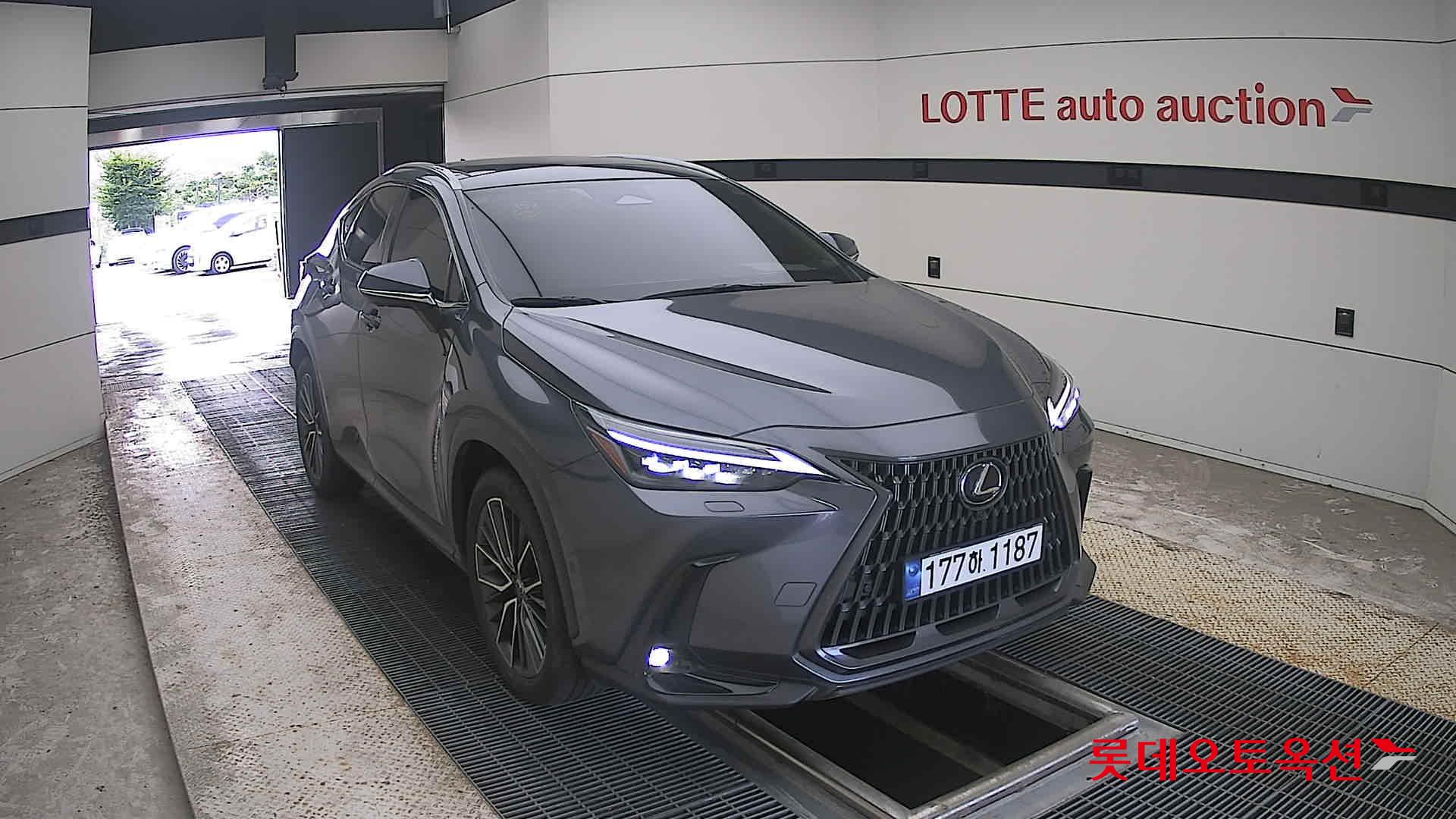 لكزس Nx350H 2024 فاخر