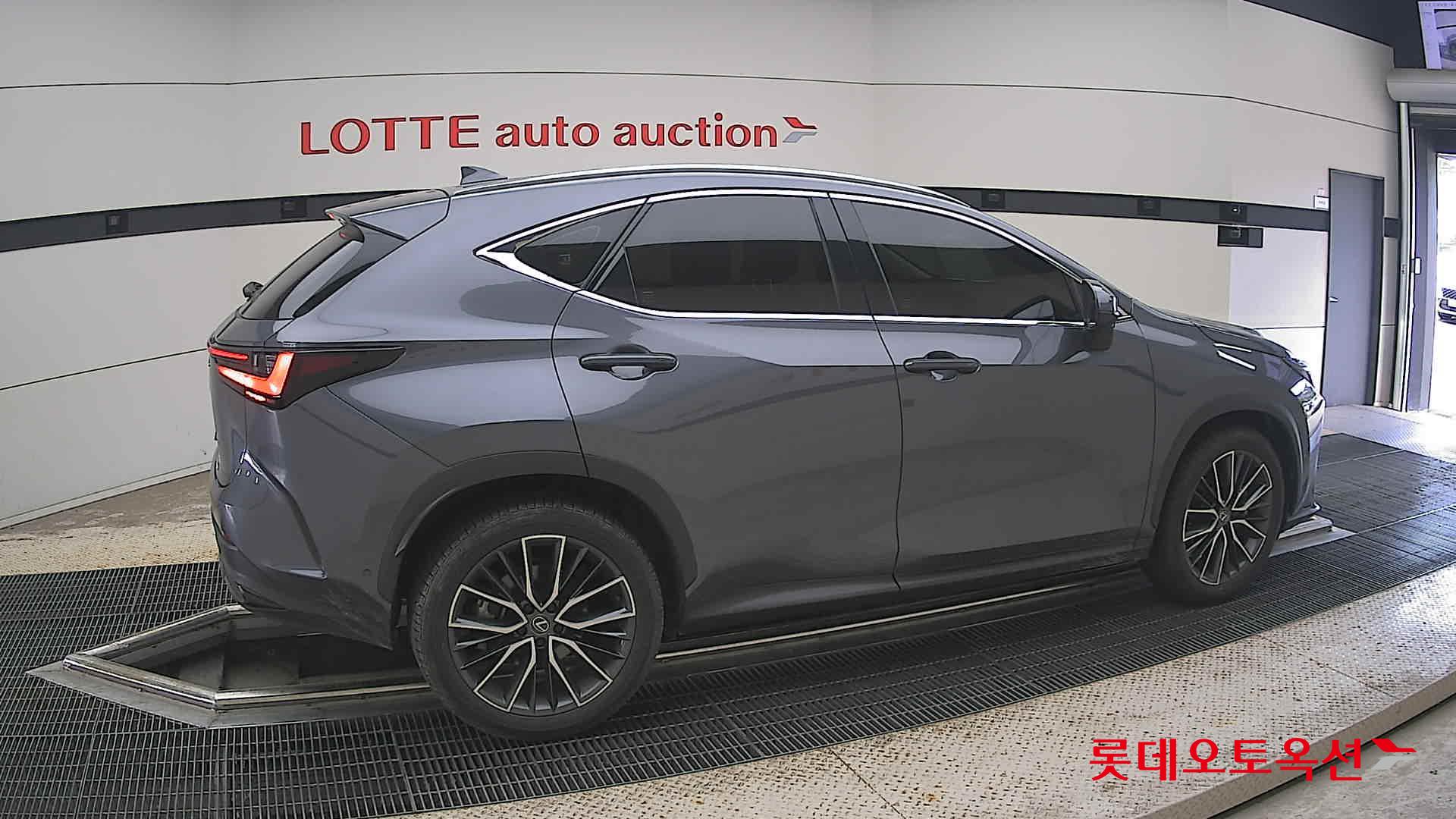 لكزس Nx350H 2024 فاخر