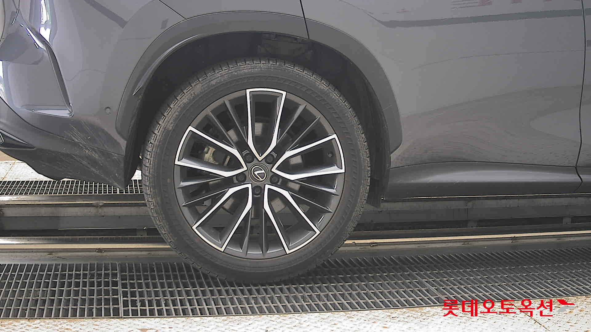 لكزس Nx350H 2024 فاخر