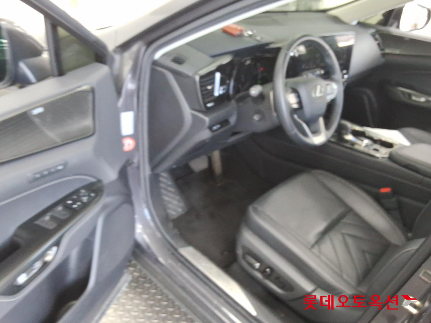 لكزس Nx350H 2024 فاخر