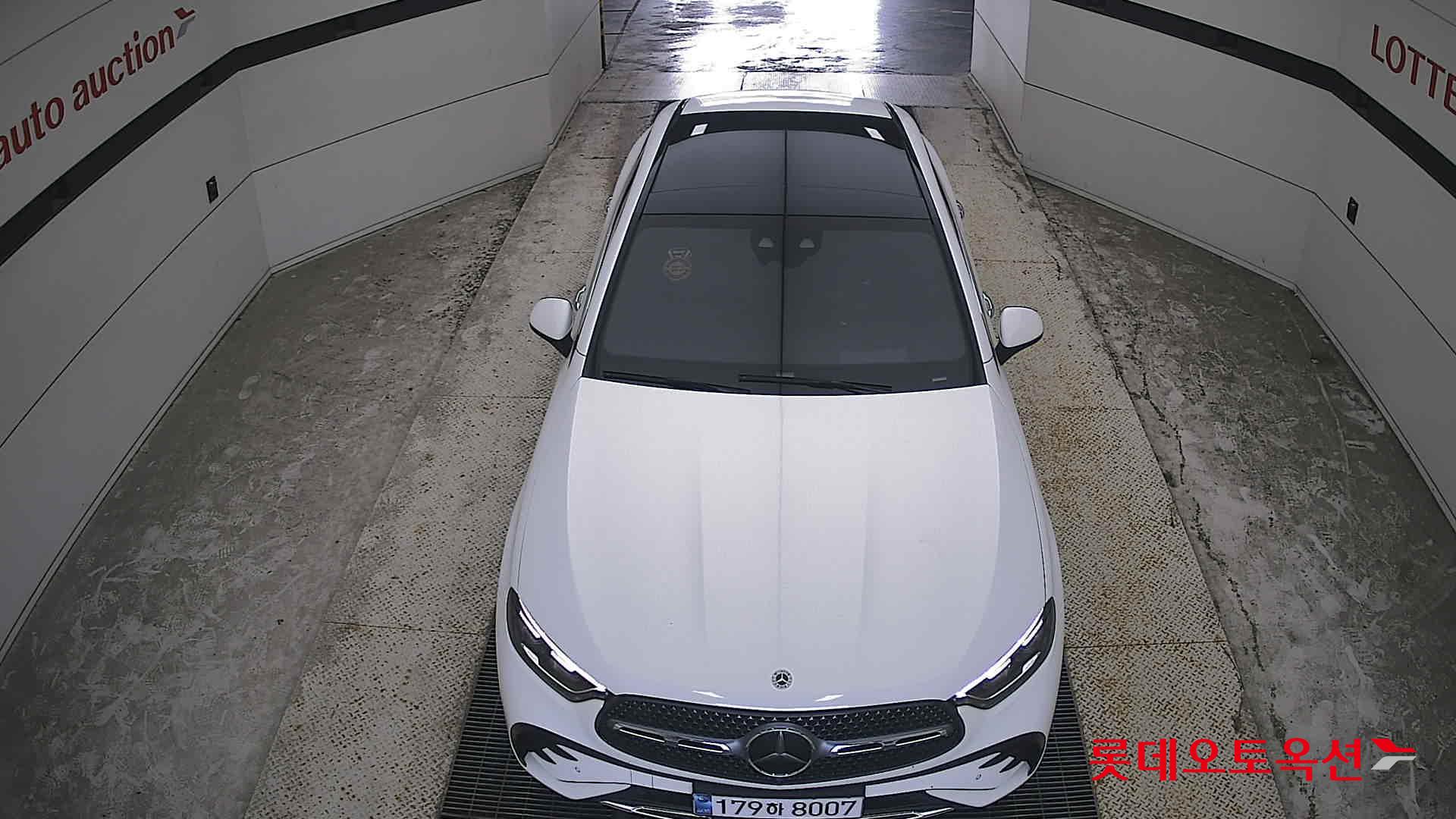 مرسيدس بنز Glc300 2025 4MATIC LINE