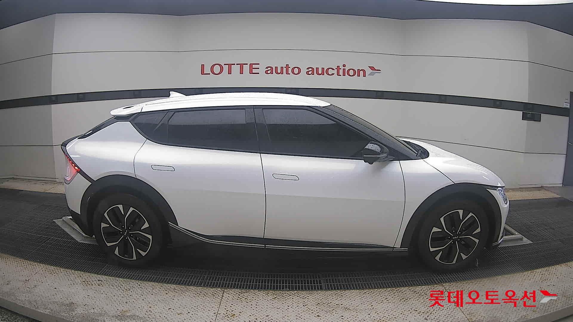 كيا Ev6 2022 AT