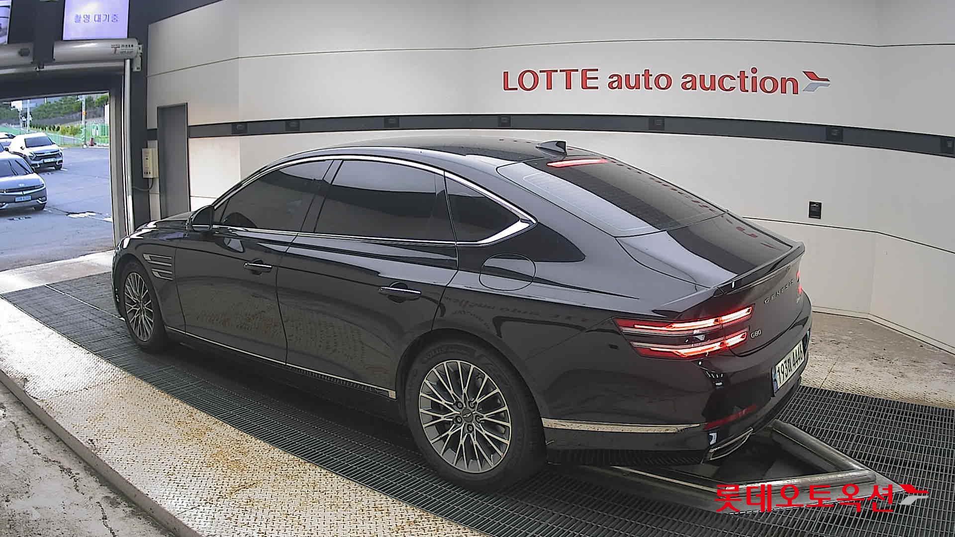 جينيسيس G80 2022 — صورة 8