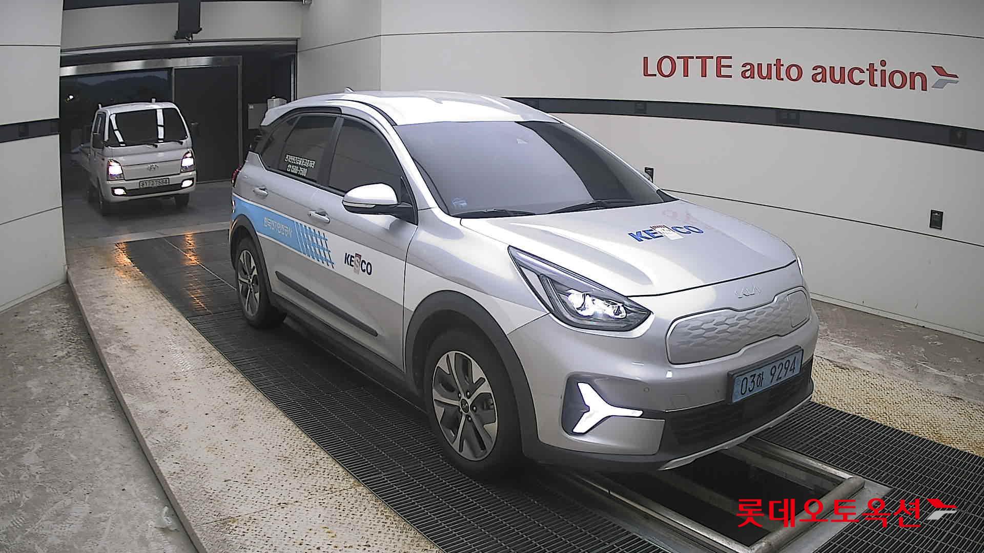 كيا Niro 2023 — صورة 19