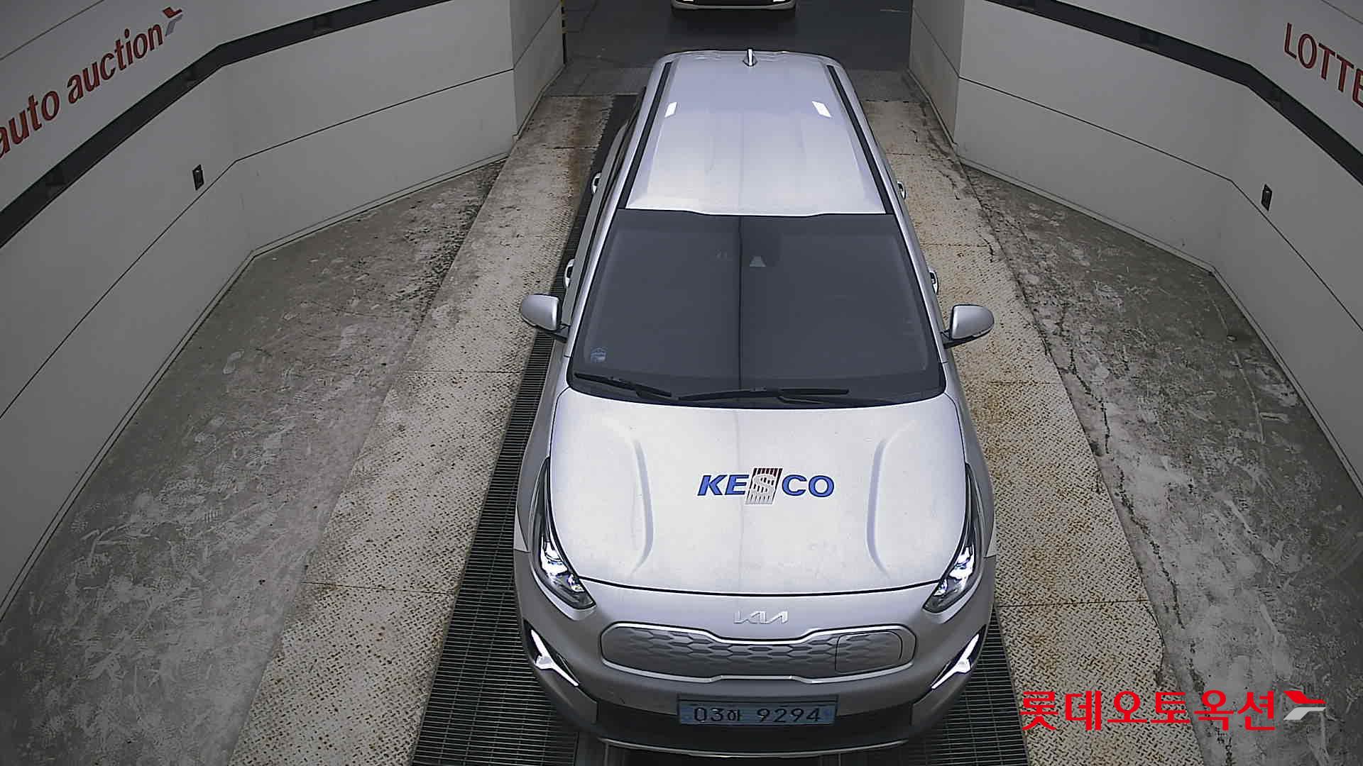 كيا Niro 2023 — صورة 25