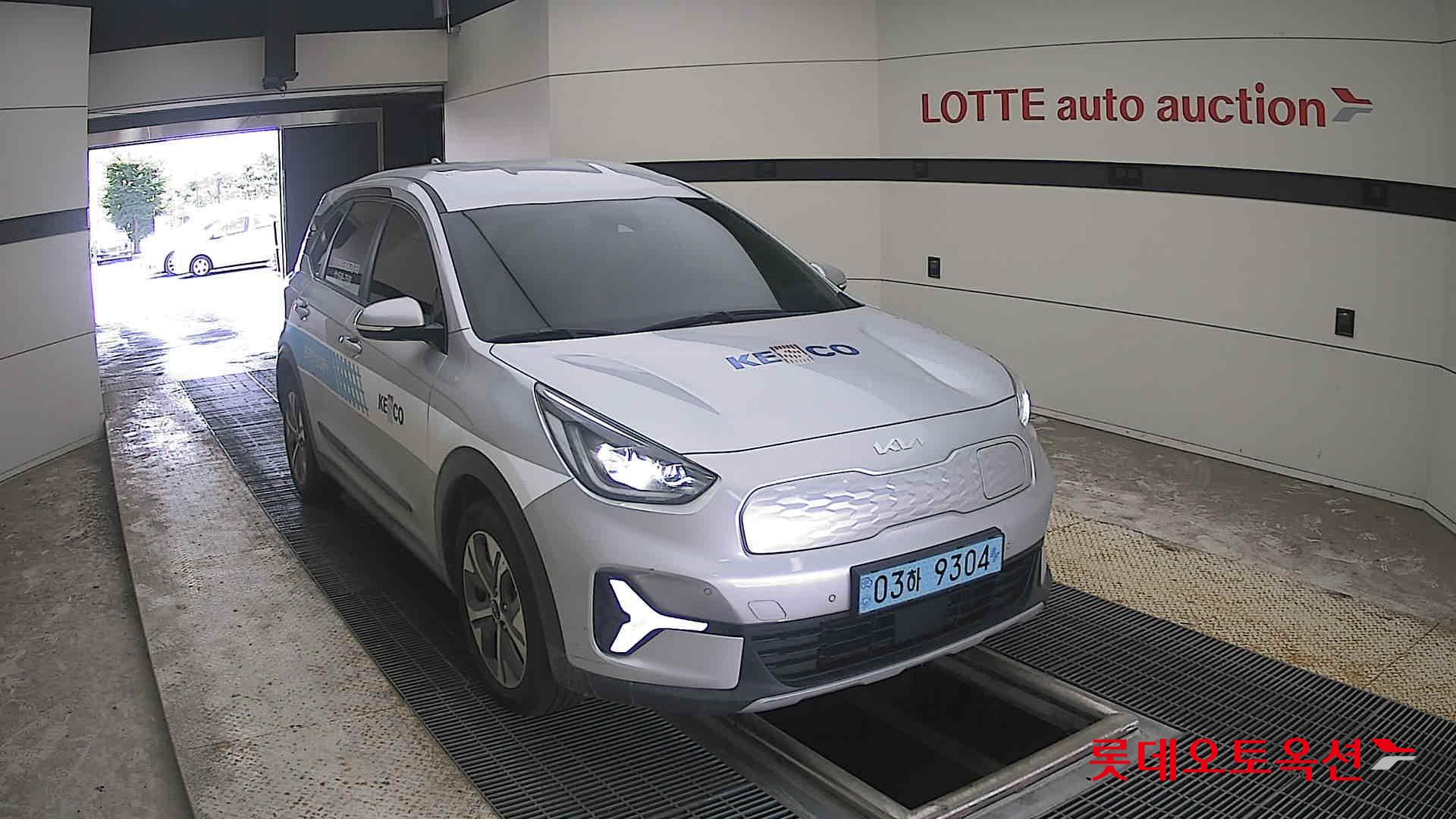 كيا Niro 2023 — صورة 20