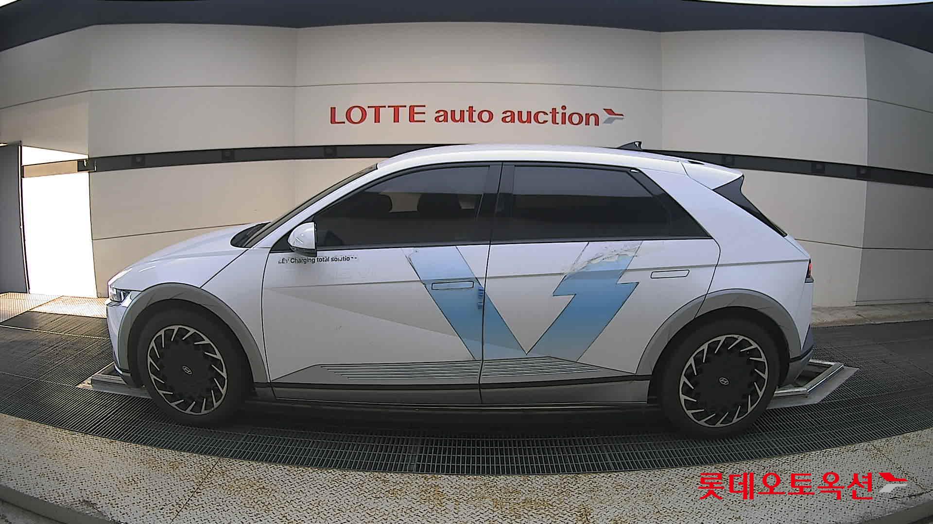 هيونداي Ioniq 2022 — صورة 6