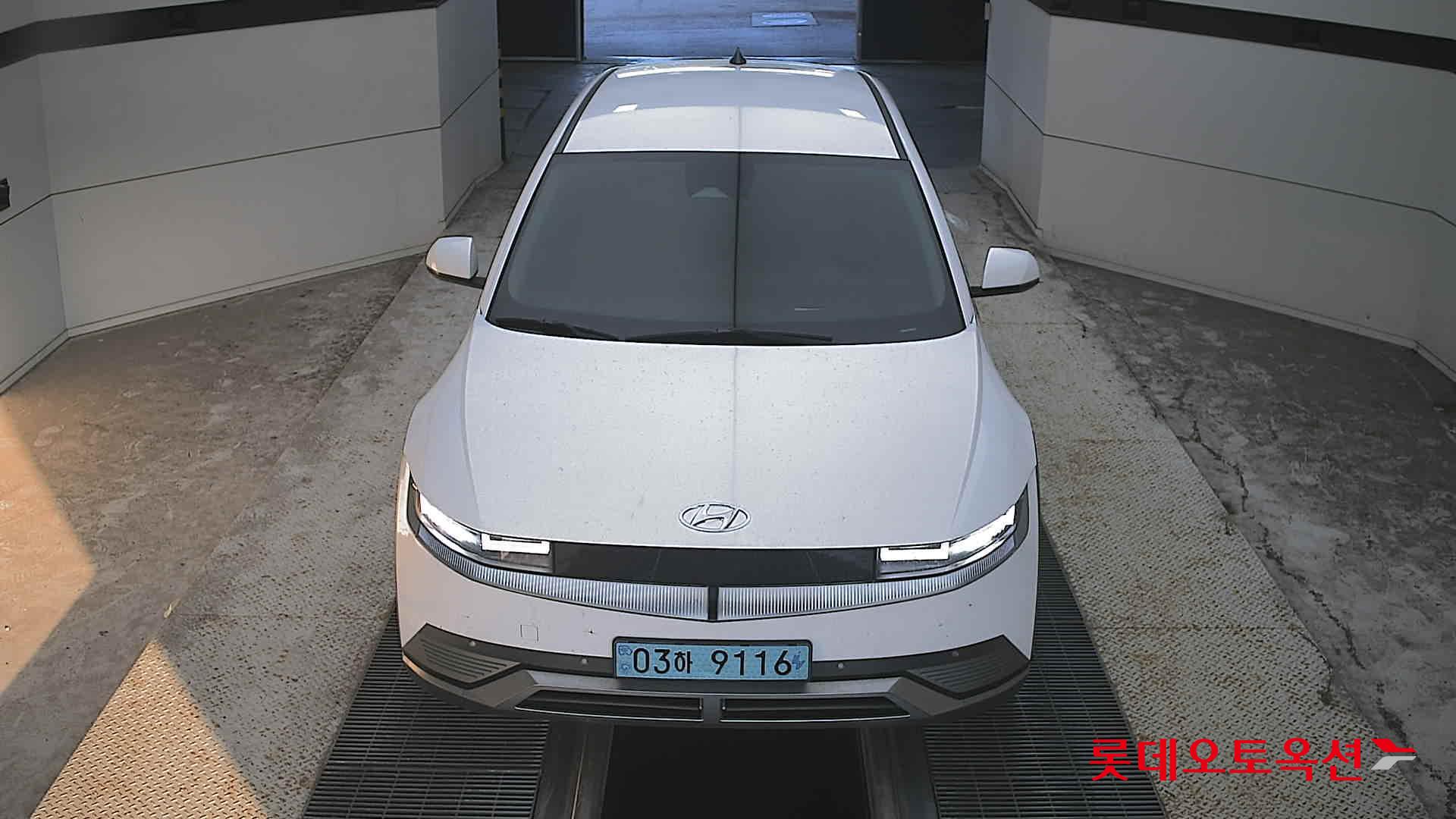 هيونداي Ioniq 2022 — صورة 1