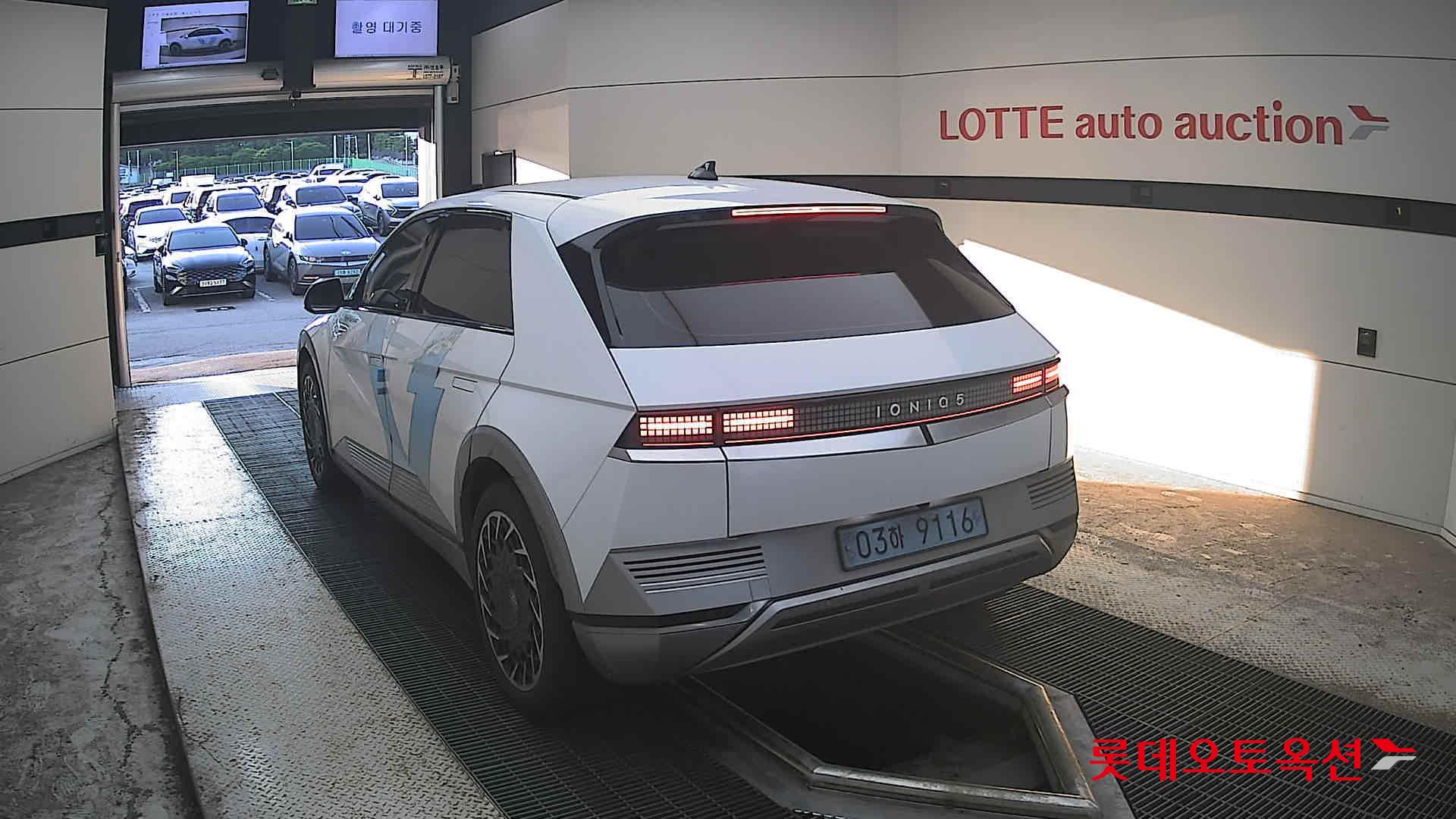 هيونداي Ioniq 2022 — صورة 9