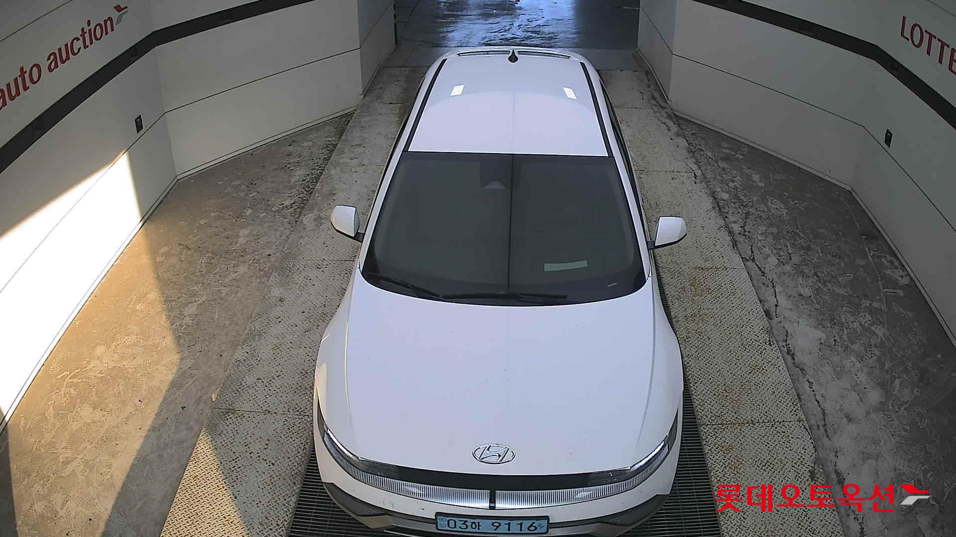 هيونداي Ioniq 2022 — صورة 25