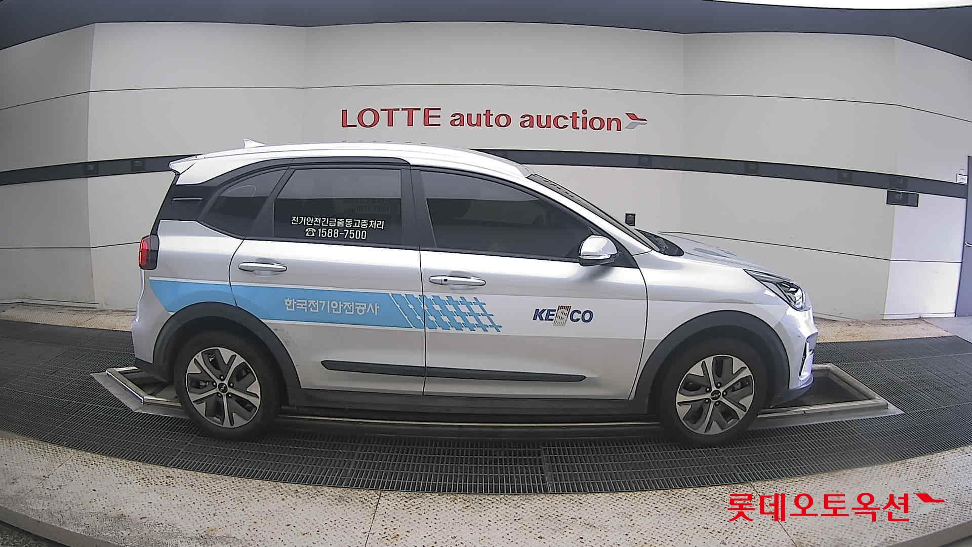 كيا Niro 2023 — صورة 16