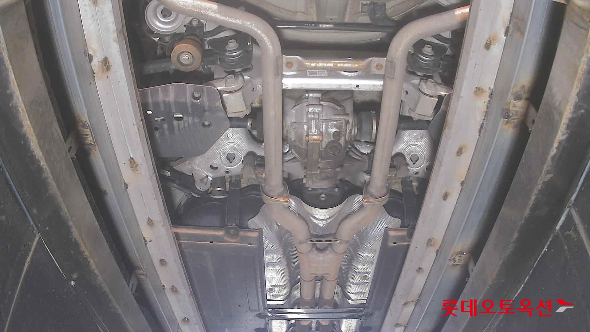جينيسيس G90 2022 — صورة 27