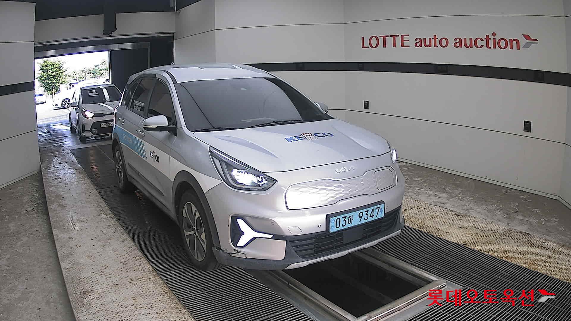 كيا Niro 2023 — صورة 20