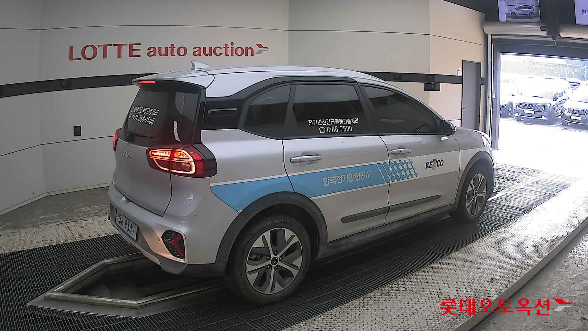 كيا Niro 2023 — صورة 14