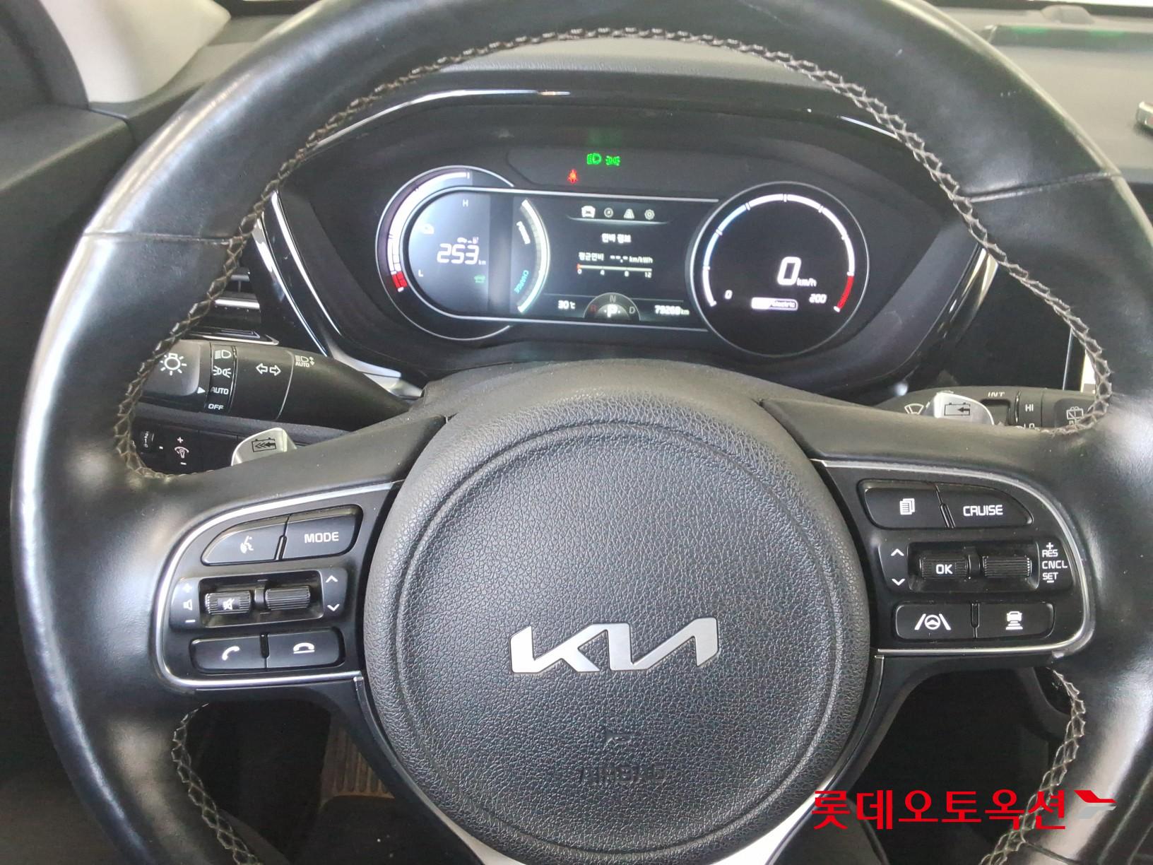 كيا Niro 2023 — صورة 29
