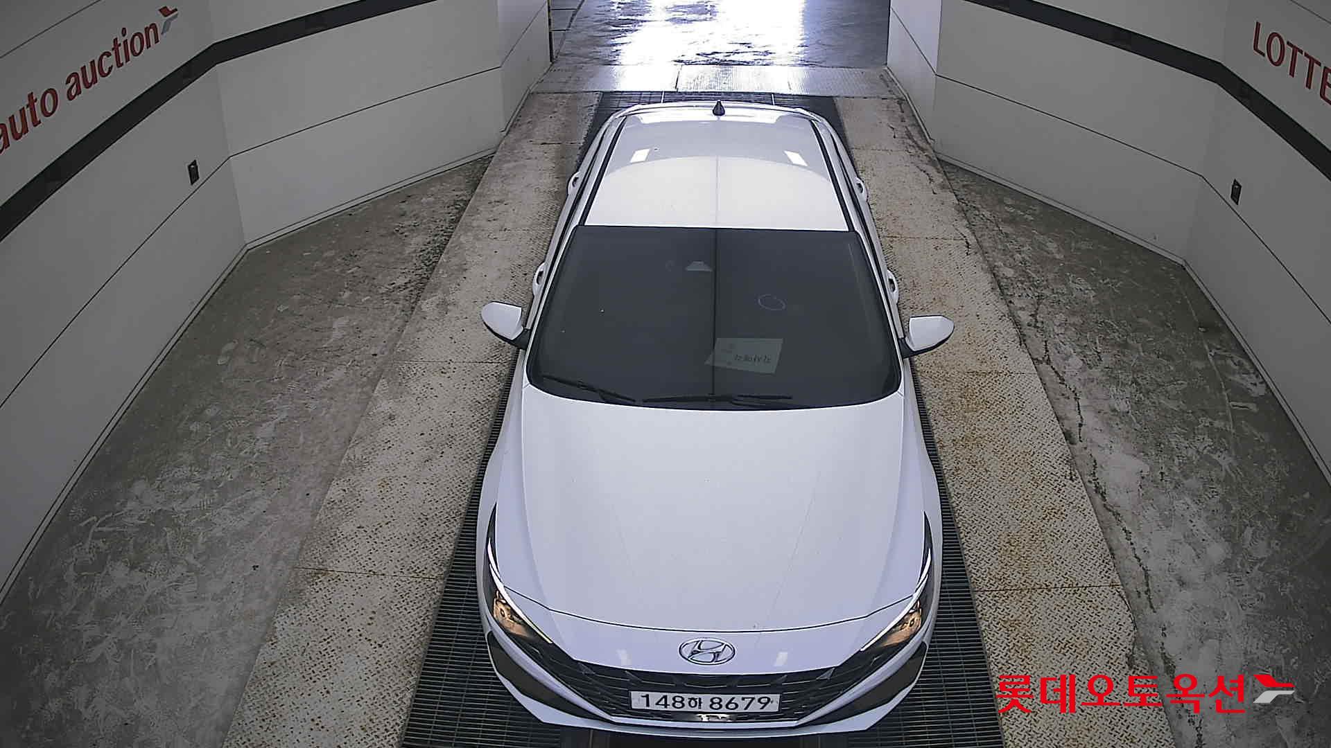 هيونداي أفانتي 2021 MODERN