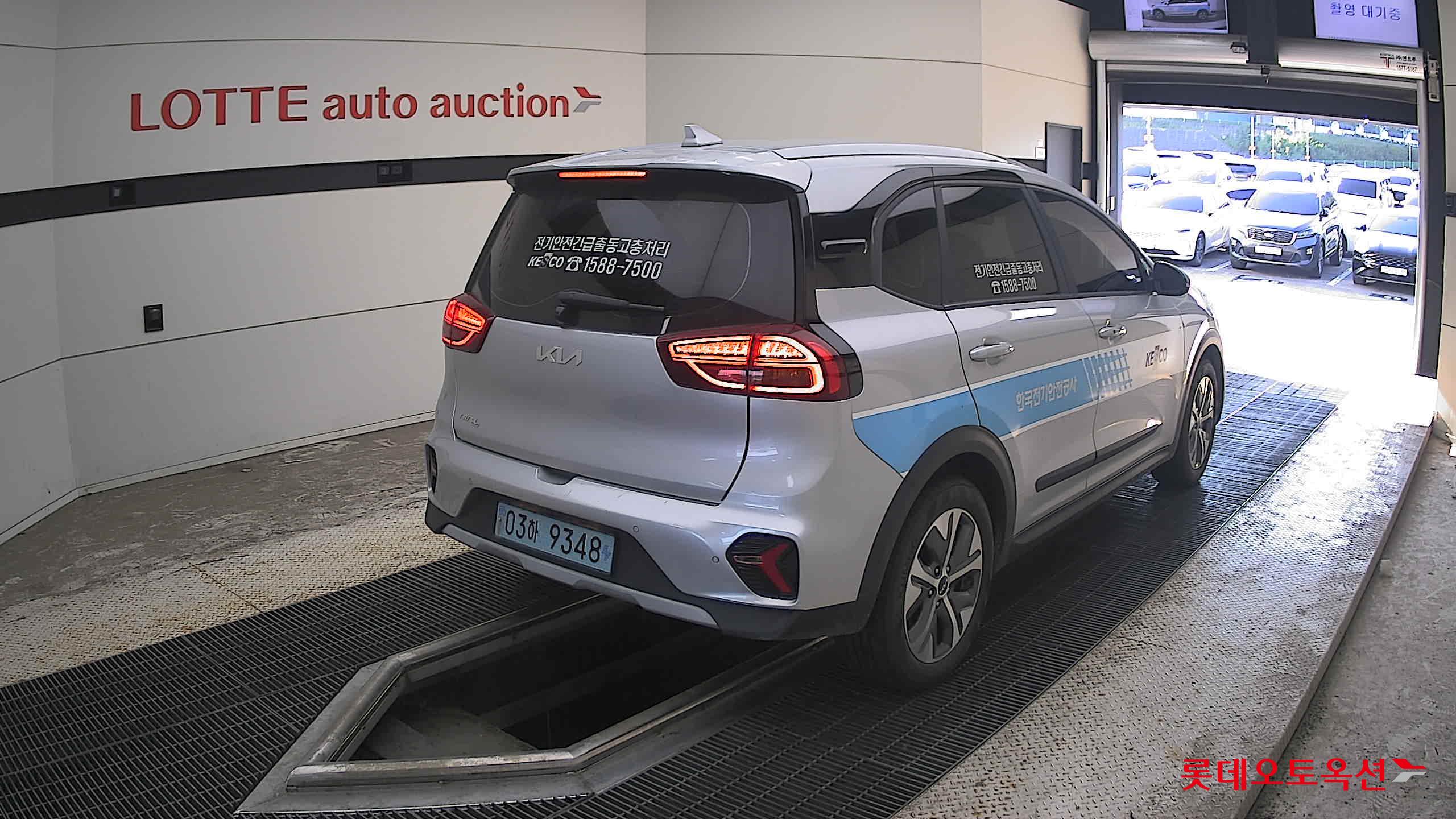 كيا Niro 2023 — صورة 12