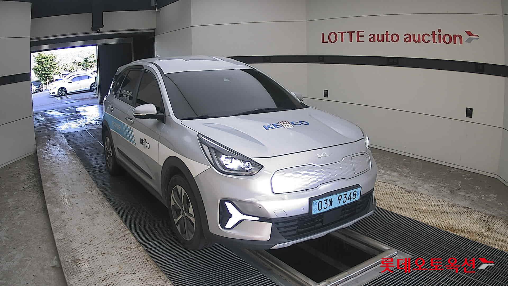 كيا Niro 2023 — صورة 20