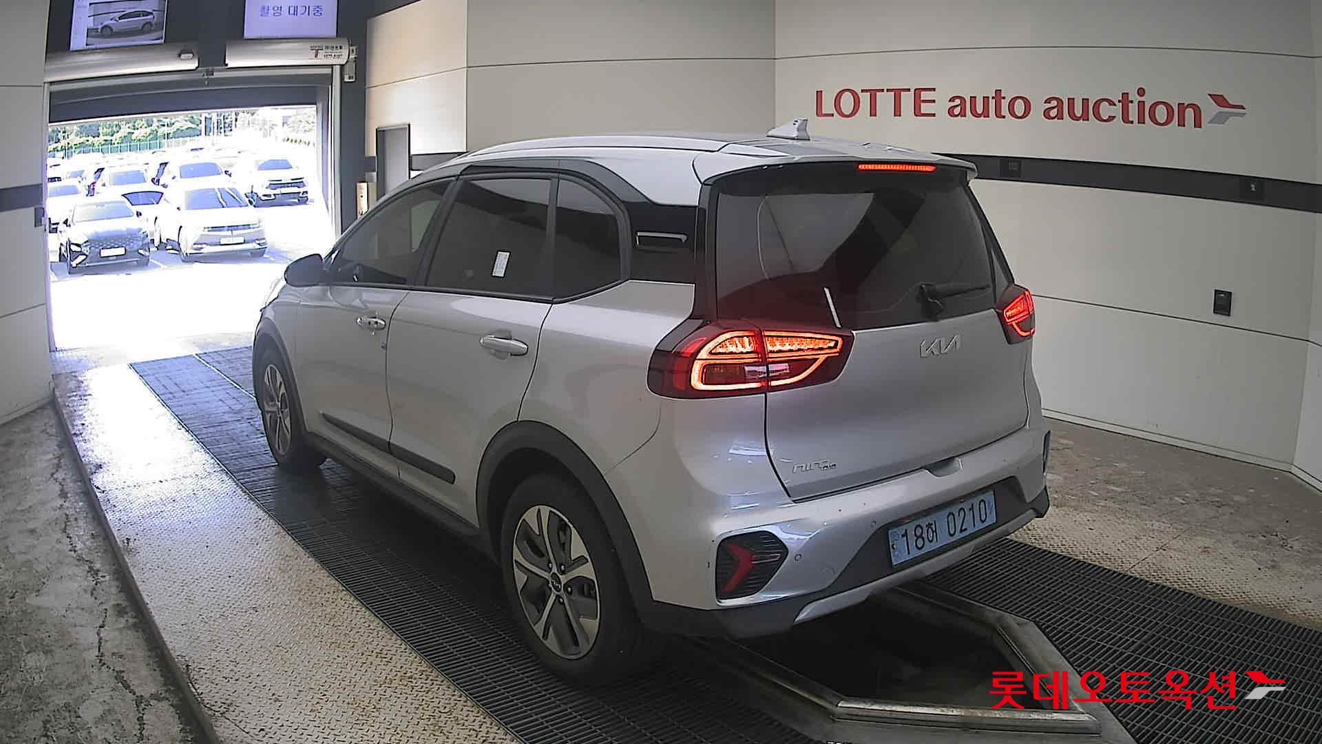 كيا Niro 2023 — صورة 10