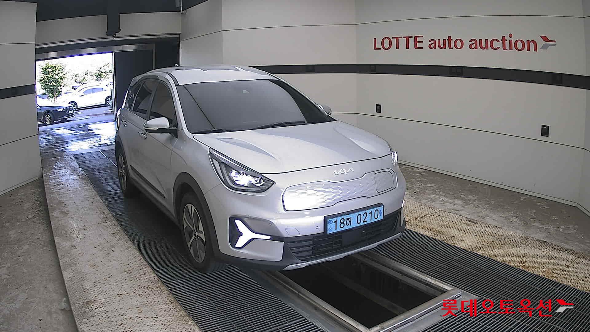 كيا Niro 2023 — صورة 20