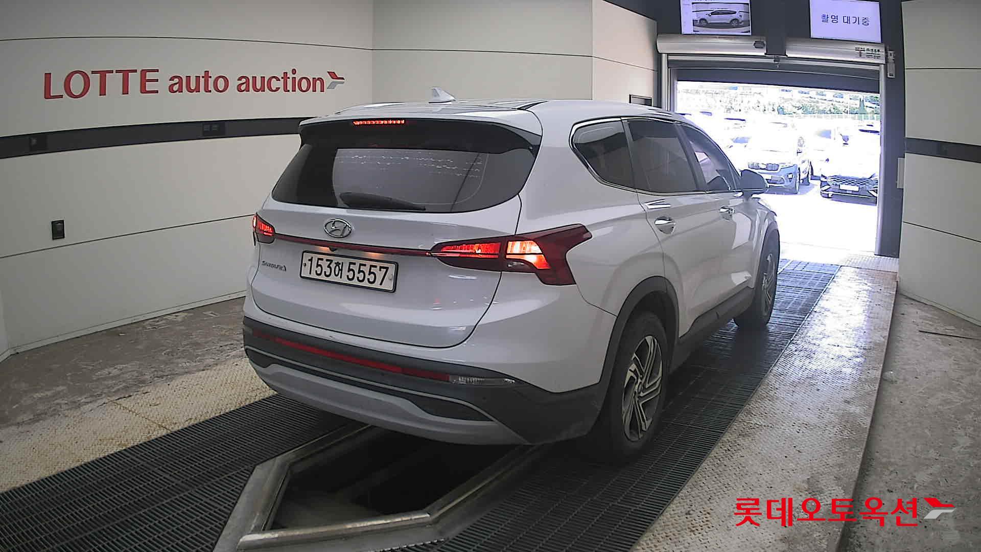 هيونداي سانتافي 2021 — صورة 13