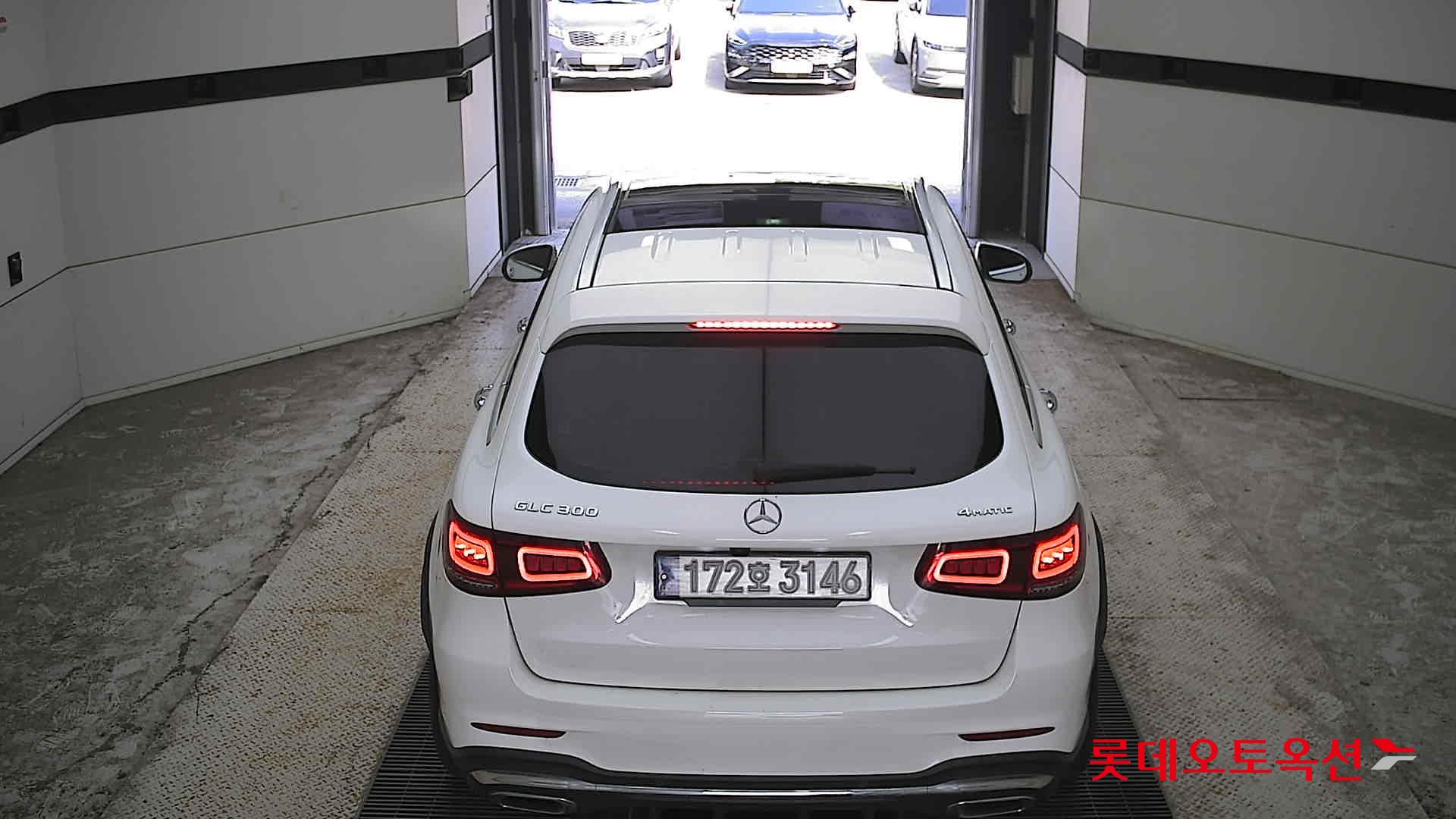 مرسيدس بنز Glc300 2022 4MATIC