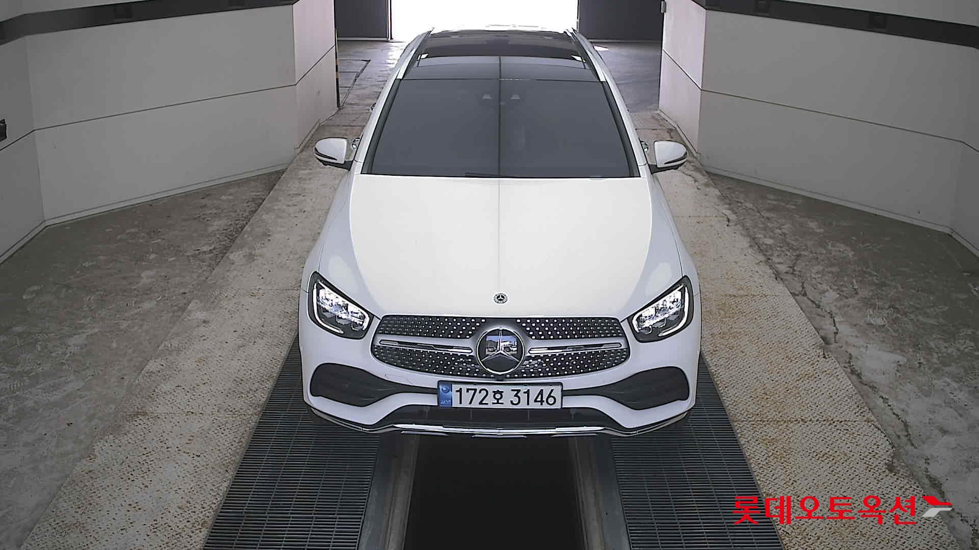 مرسيدس بنز Glc300 2022 4MATIC