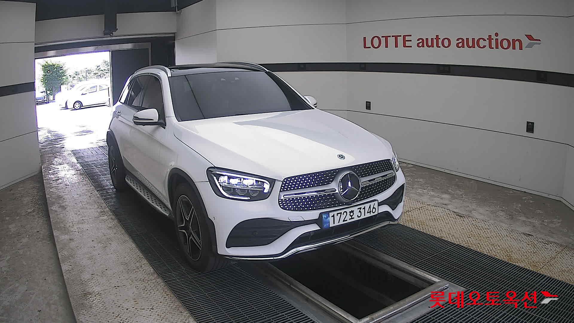 مرسيدس بنز Glc300 2022 4MATIC
