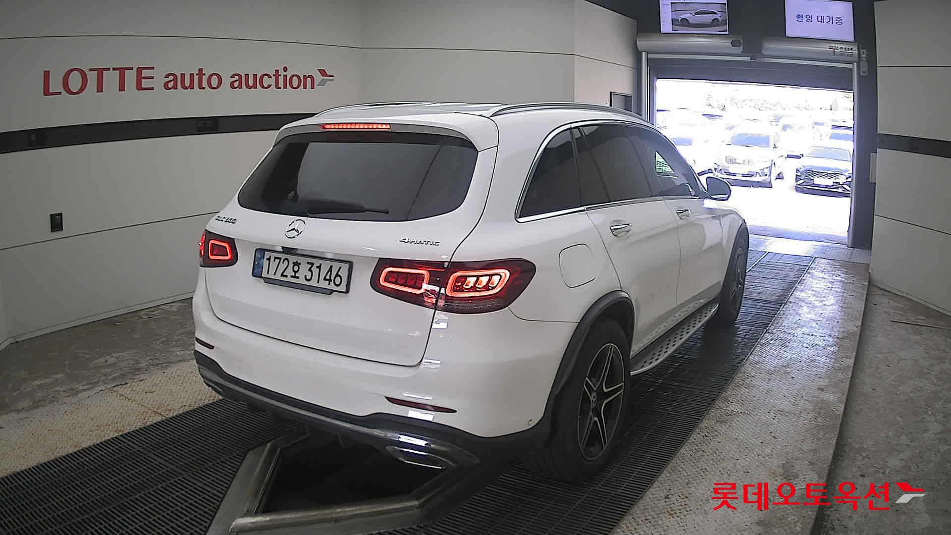 مرسيدس بنز Glc300 2022 4MATIC