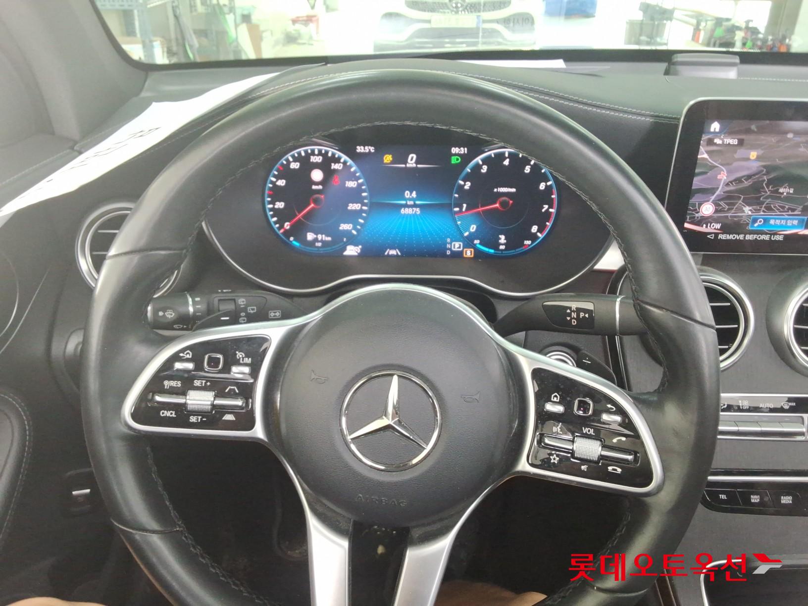 مرسيدس بنز Glc300 2022 4MATIC