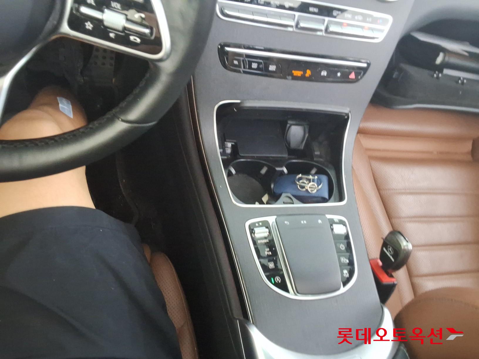 مرسيدس بنز Glc300 2022 4MATIC