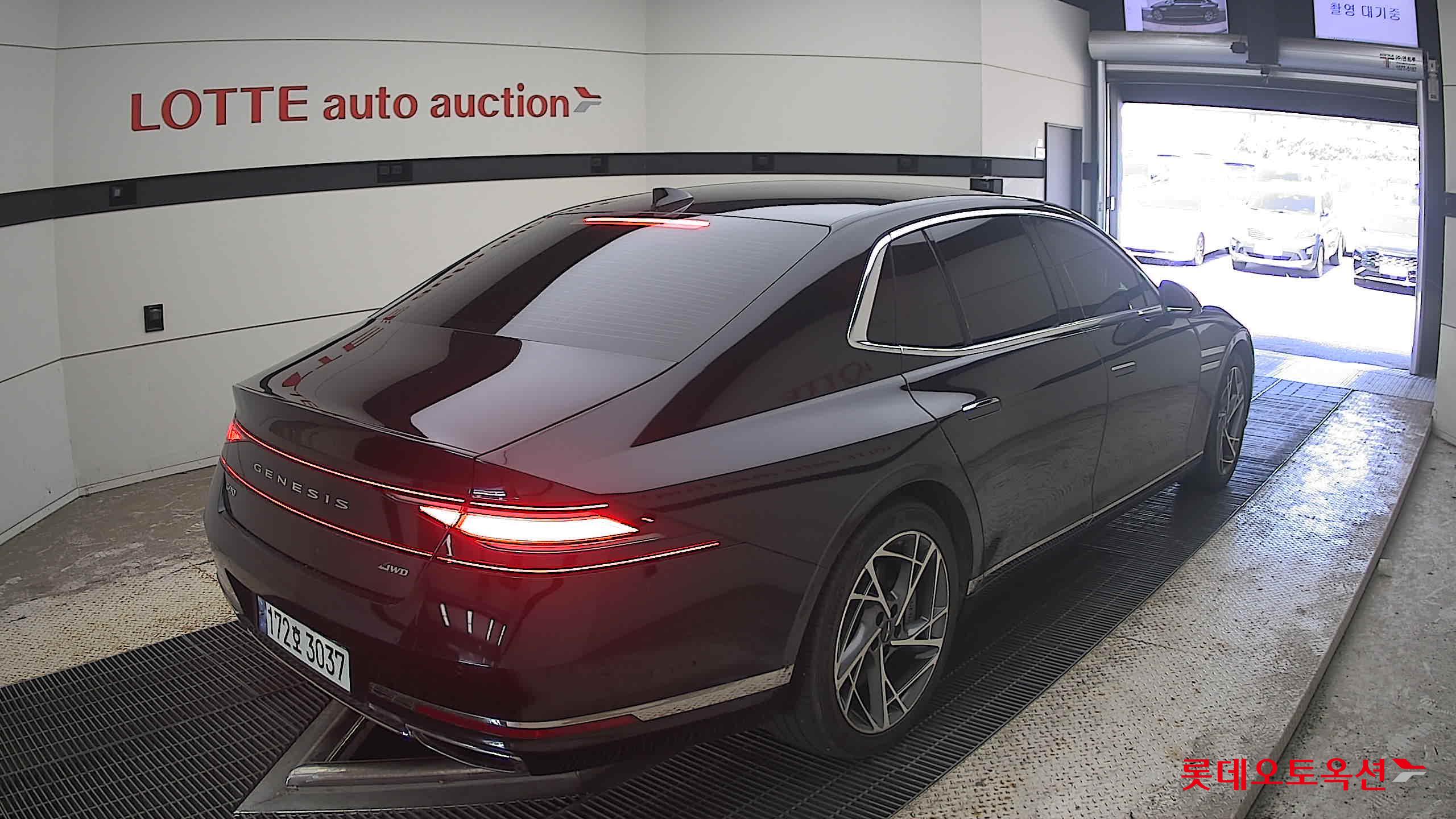 جينيسيس G90 2022 — صورة 12