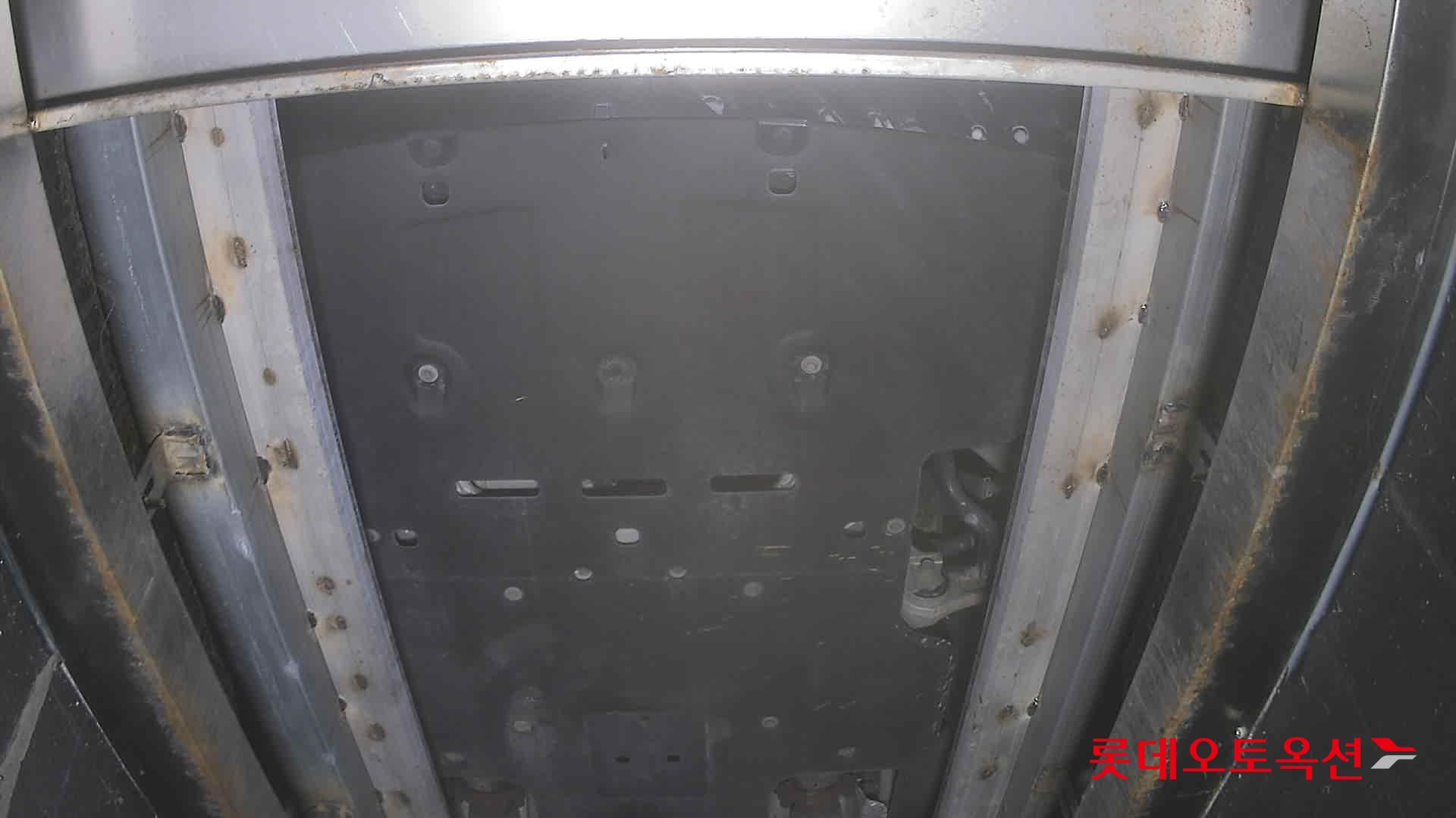 جينيسيس G90 2022 — صورة 26