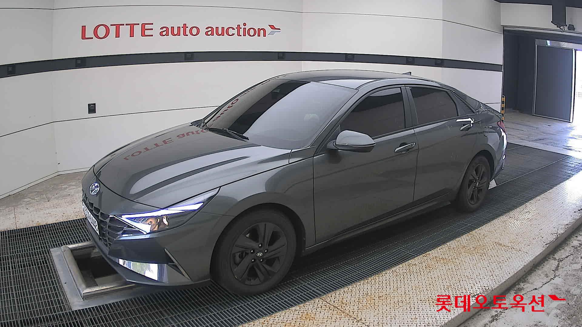 هيونداي أفانتي 2021 MODERN