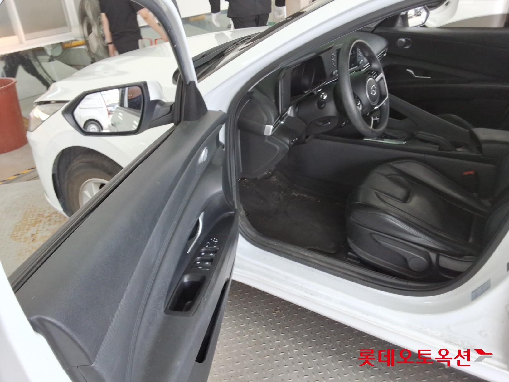 هيونداي أفانتي 2023 SMART