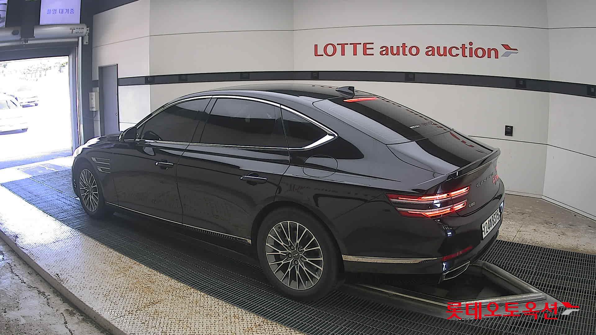جينيسيس G80 2022 — صورة 8
