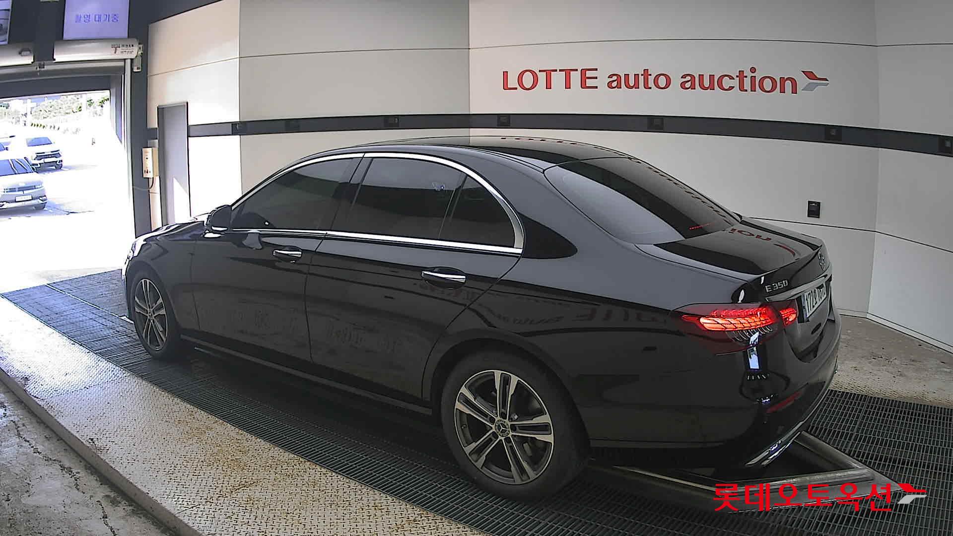 مرسيدس بنز E350 2022 4M