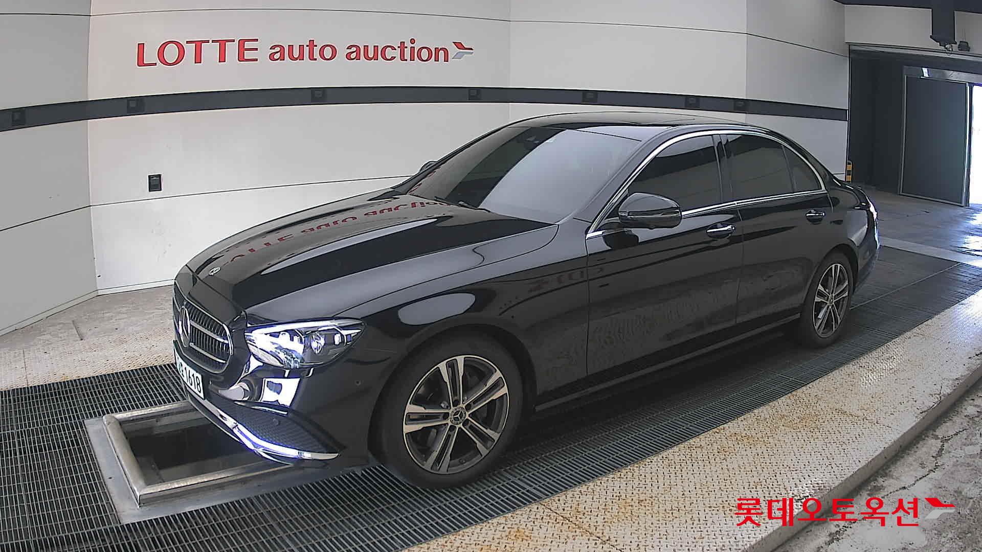 مرسيدس بنز E350 2022 4M