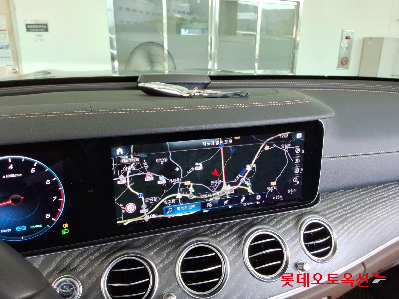 مرسيدس بنز E350 2022 4M