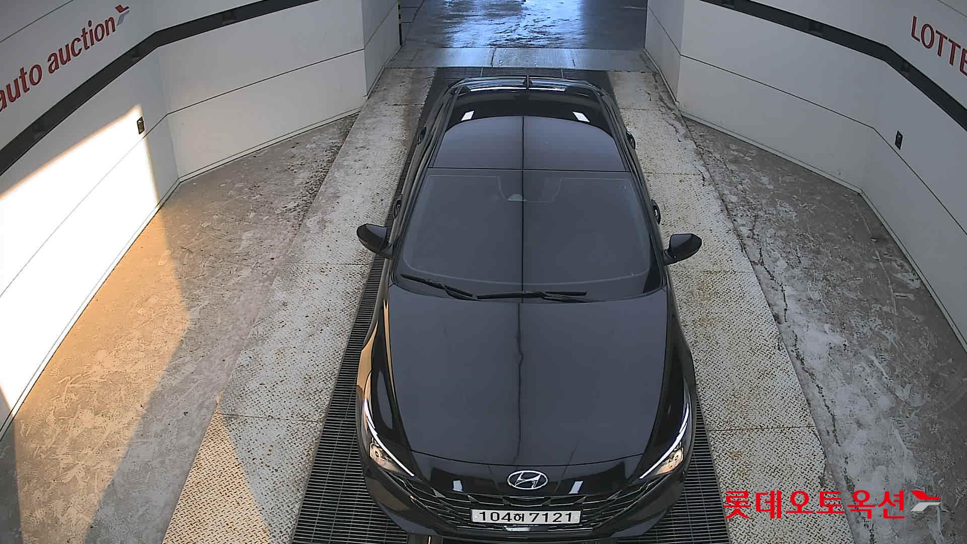 هيونداي أفانتي 2021 MODERN