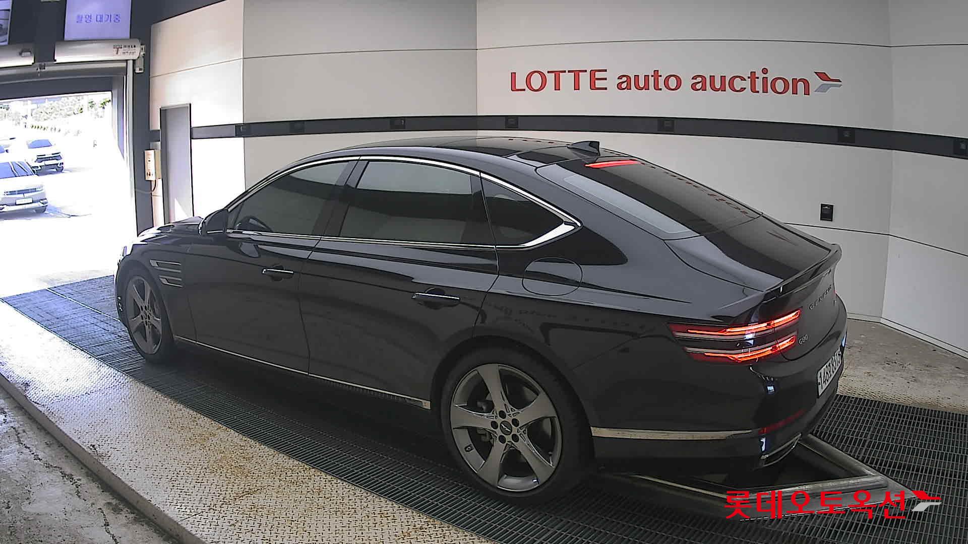 جينيسيس G80 2022 — صورة 8