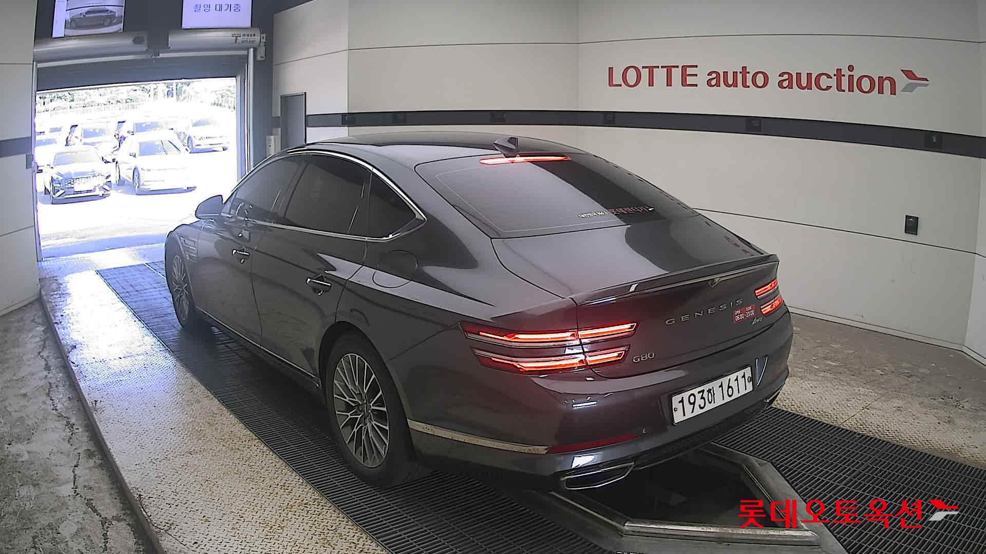 جينيسيس G80 2022 — صورة 10