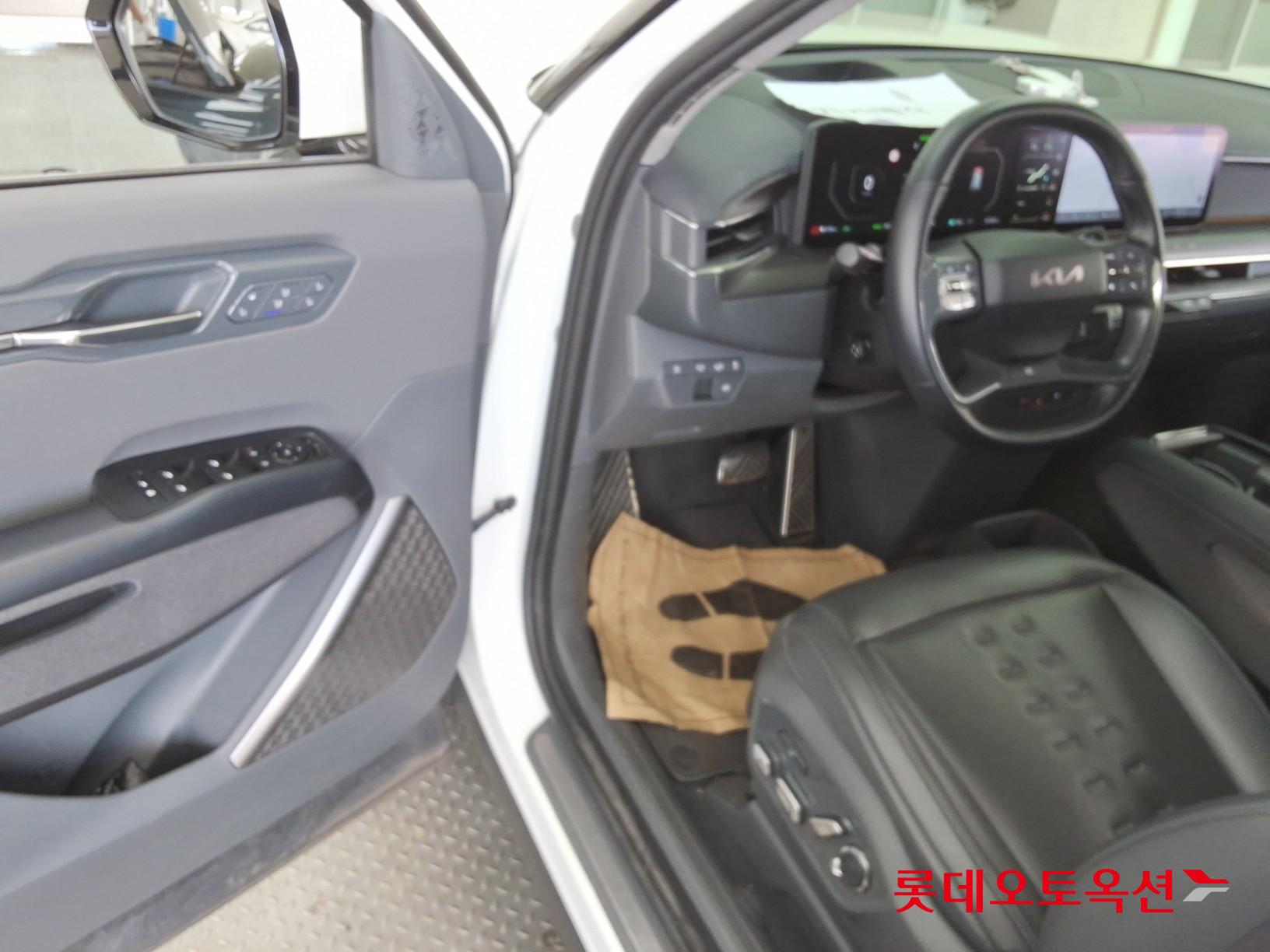 كيا Ev9 2024 AT