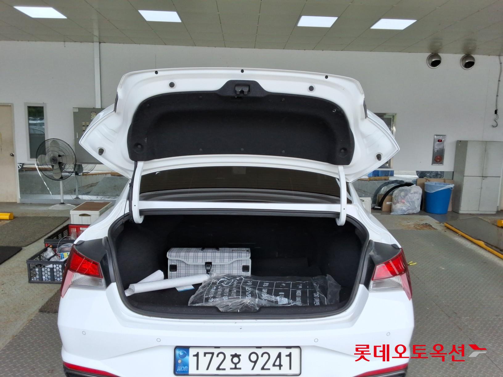 هيونداي أفانتي 2023 SMART