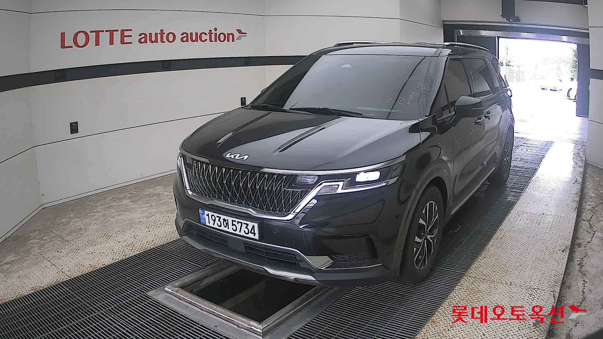 كيا كارنفال 2023