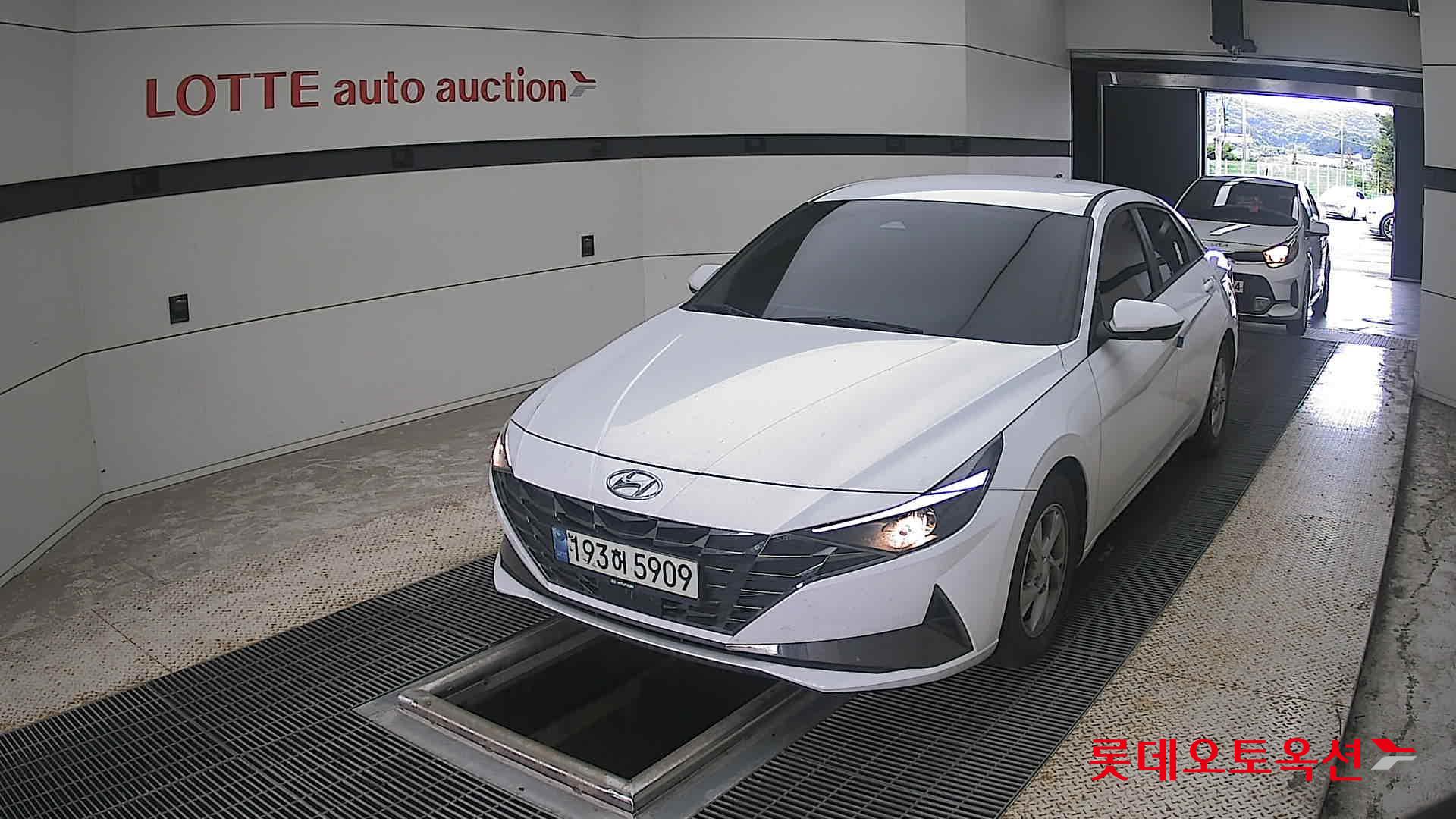 هيونداي أفانتي 2023 SMART